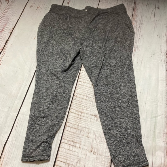 LIVI ACTIVE leggings grey size 26/28 EUC - Picture 2 of 9